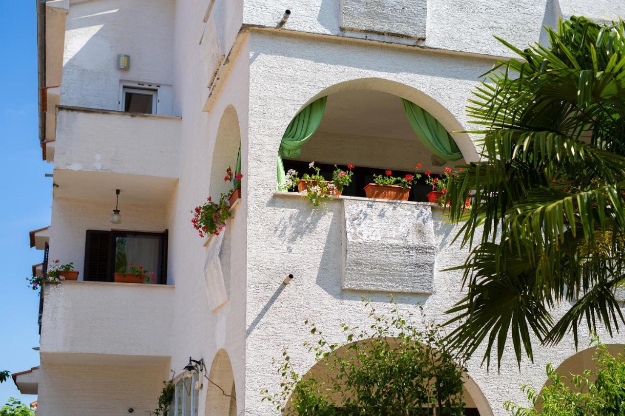 Apartman Mihael Malinska Exterior photo