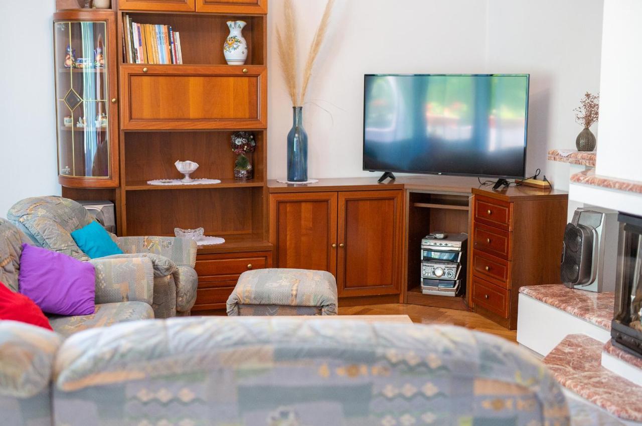 Apartman Mihael Malinska Exterior photo